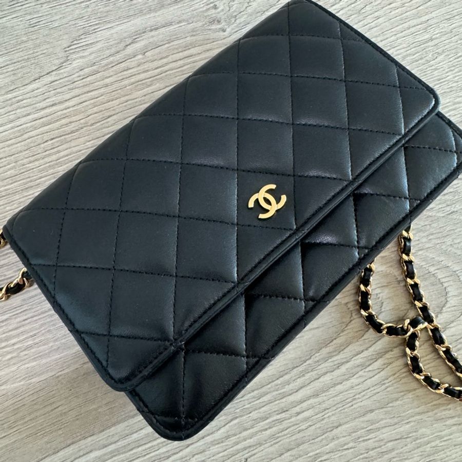 Chanel woc 近全新 羊皮黑金-1