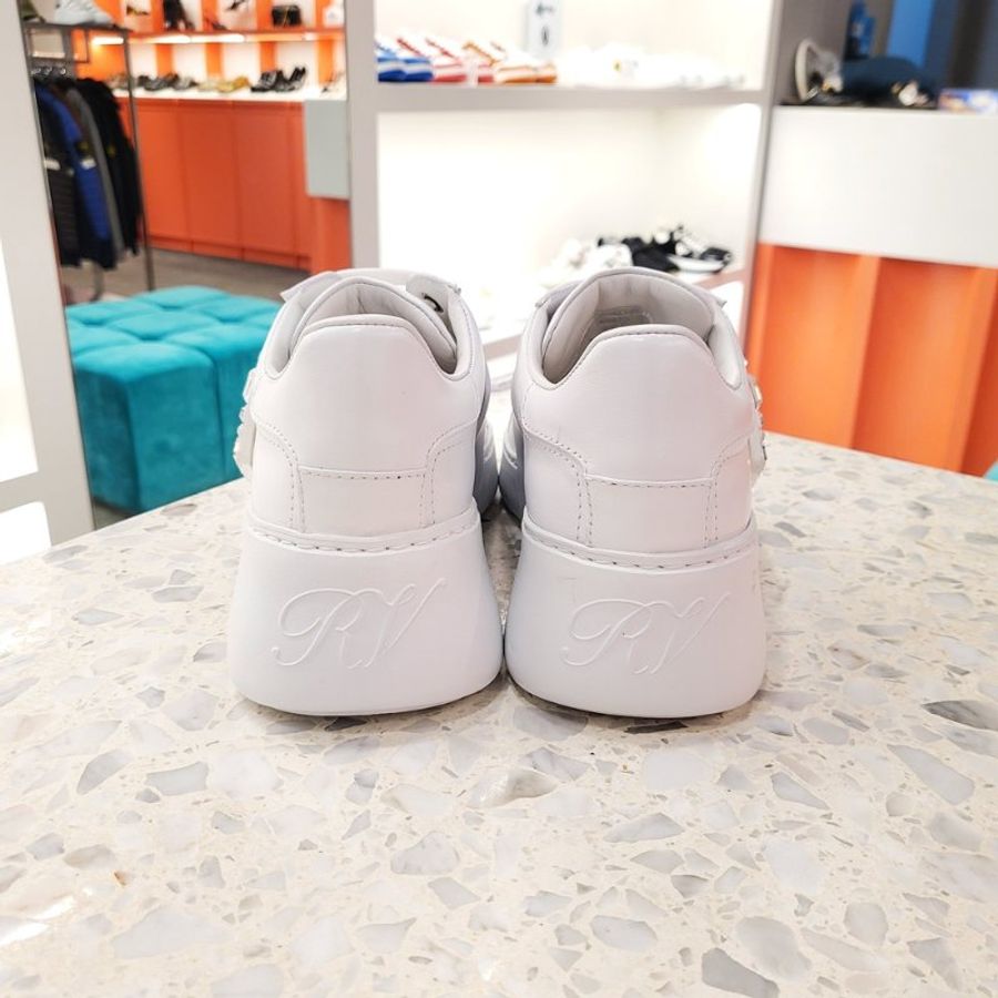 🎉新品好折扣✨Roger Vivier 女款 Viv Skate Strass 水晶方釦軟皮運動鞋 EU 35/35.5/36/36.5/37/37.5/38/38.5-6