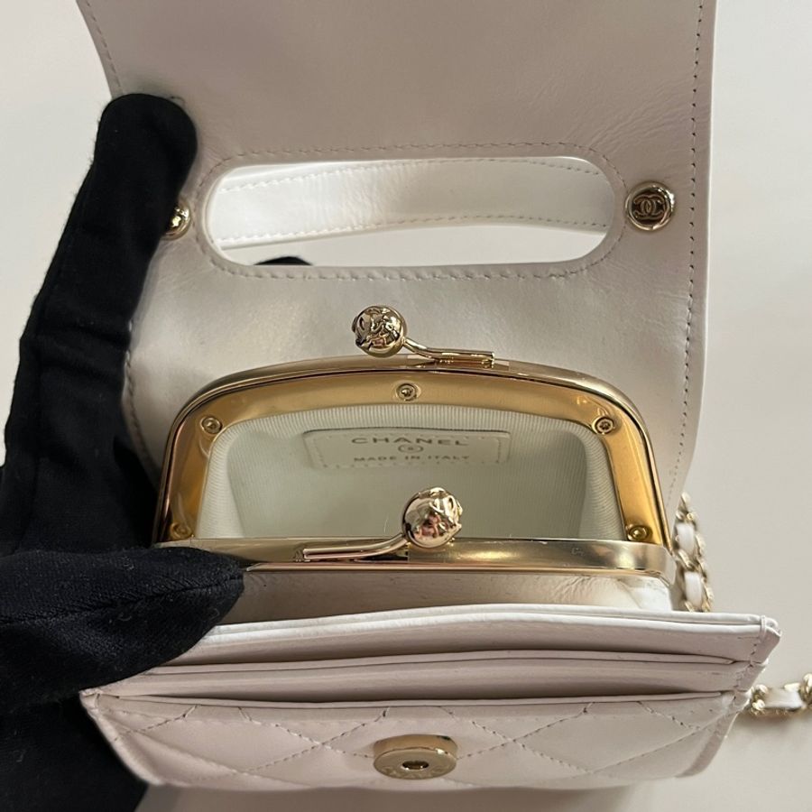 CHANEL 公主白 淡金鏈 祖母釦 零錢 卡片 斜背 提把 小廢包 AP2837-6