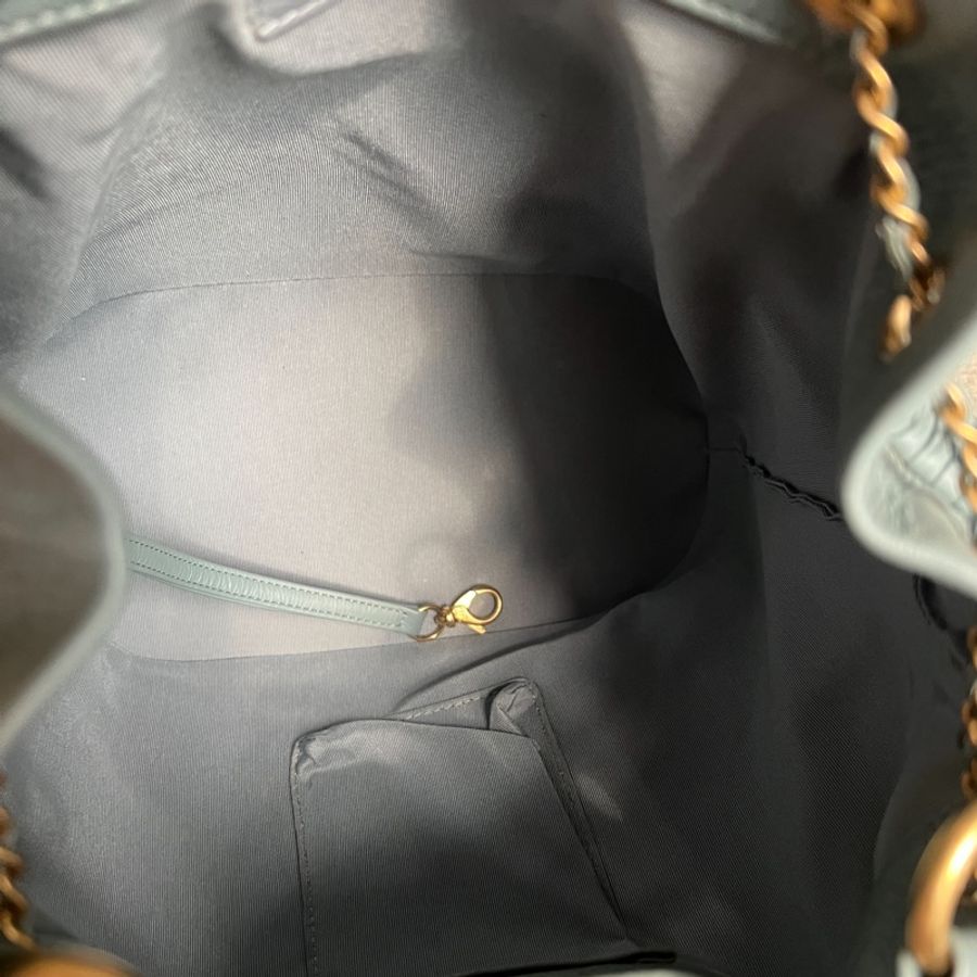 Chanel 牛皮水桶包-7