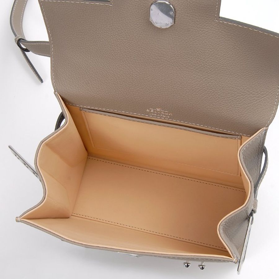 Delvaux 比利時國寶 Crispy Calf Tempete PM 包 斑鳩灰《2024季度★全新商品 》-14
