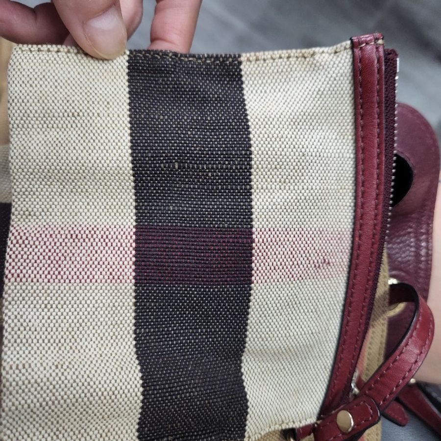 Burberry 千頌伊包-23