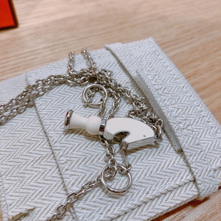 Hermes 愛馬仕馬頭國際象棋項鏈Cavalier Necklace White X PHW-5