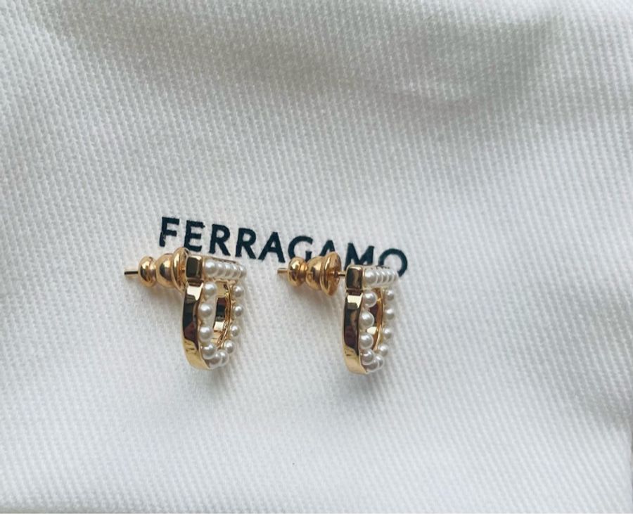 Salvatore Ferragamo 馬蹄珍珠耳環-17