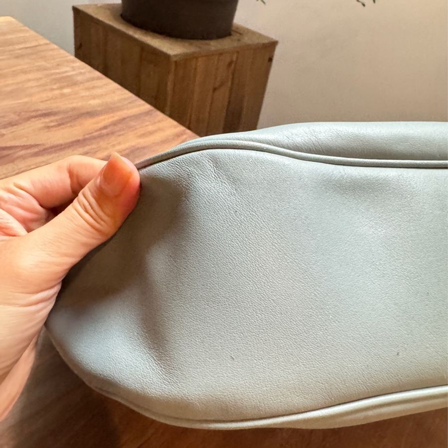 COACH TABBY HOBO 經典兩用新月包 (粉藍)-10
