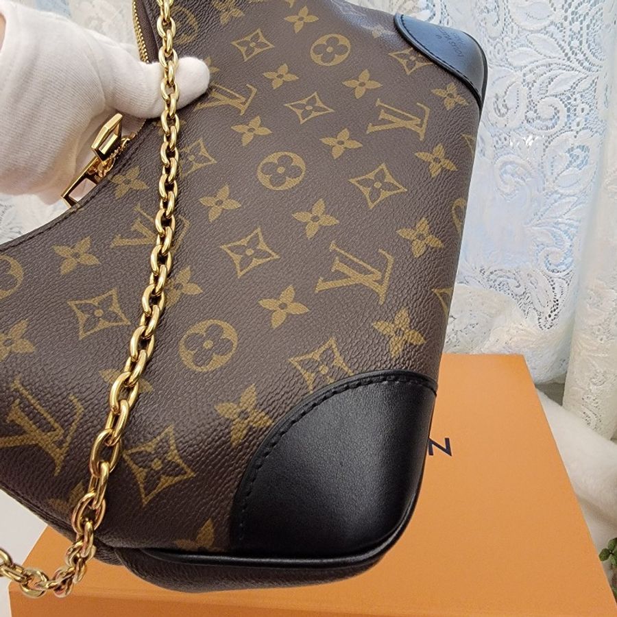 ❤️LV 黑色牛角包-近新閒置品-10