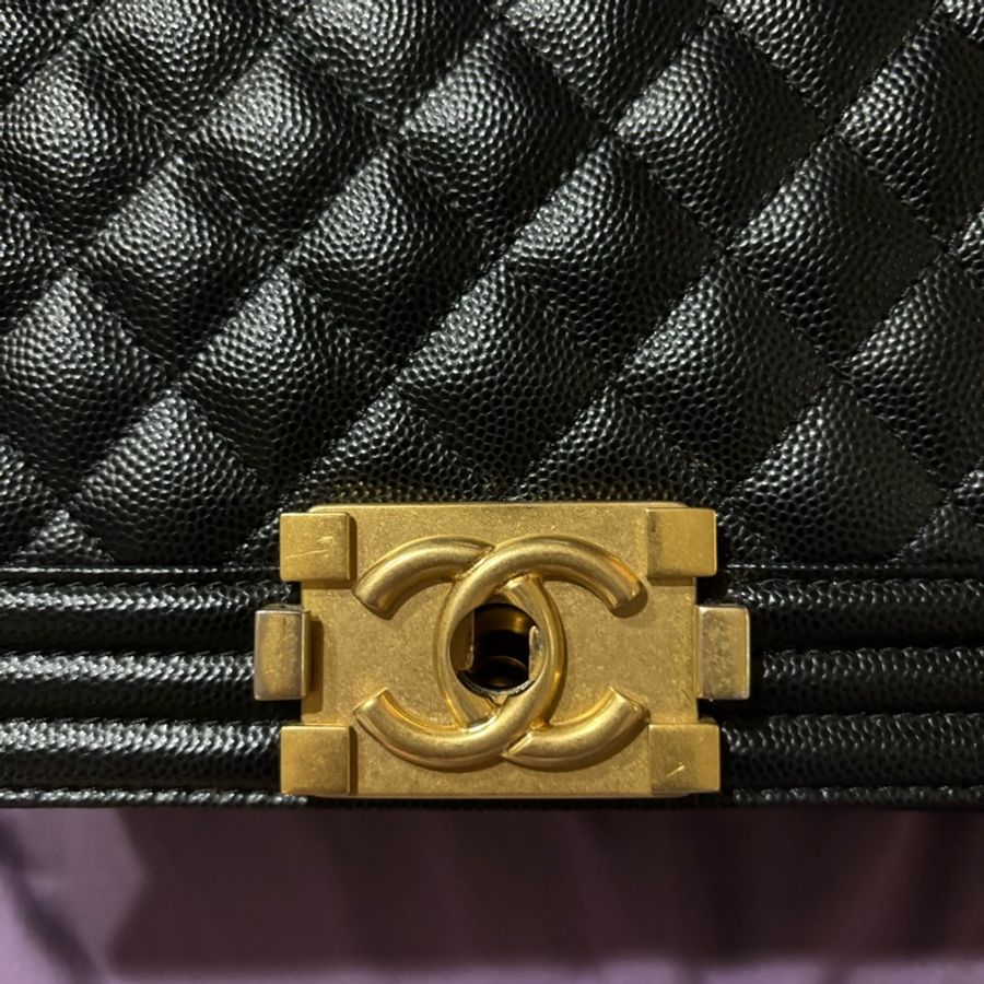 Chanel香奈兒 晶片款boy25 黑金荔枝牛皮 近全新-8