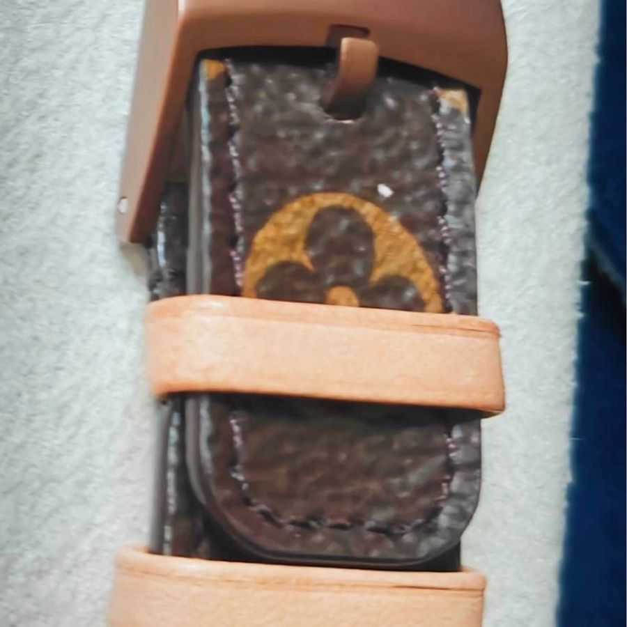 入手困難LV Tambour Monogram 帆布錶帶 稀有棕色扣環-2