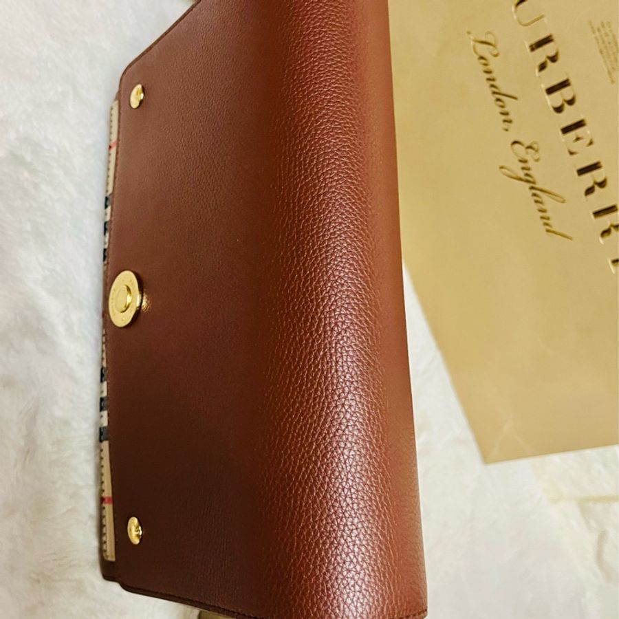 Burberry NOTE系列#經典格紋拼接牛皮斜背包(中/棕×米格紋)-2