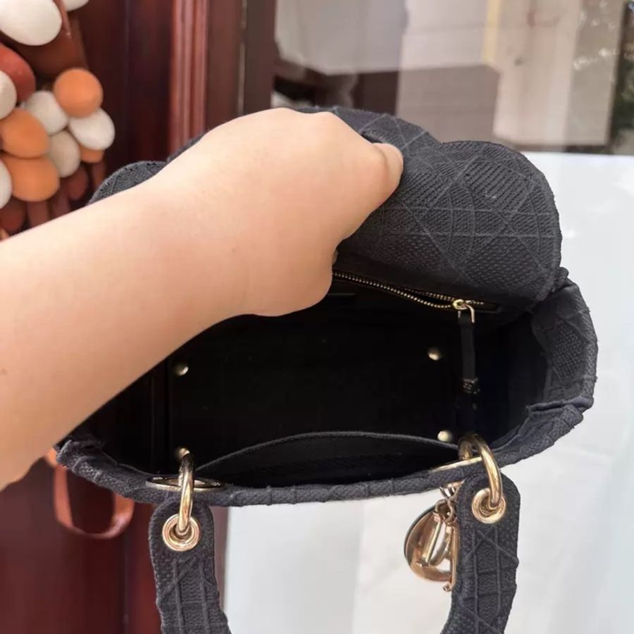 Dior Lady D-lite 藤格紋刺繡戴妃包中號-8