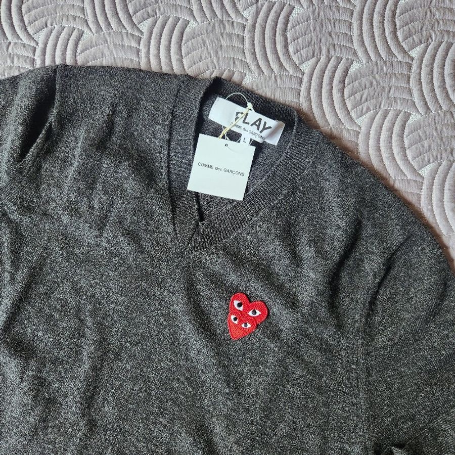 Comme Des Garçons Play Sweater-1