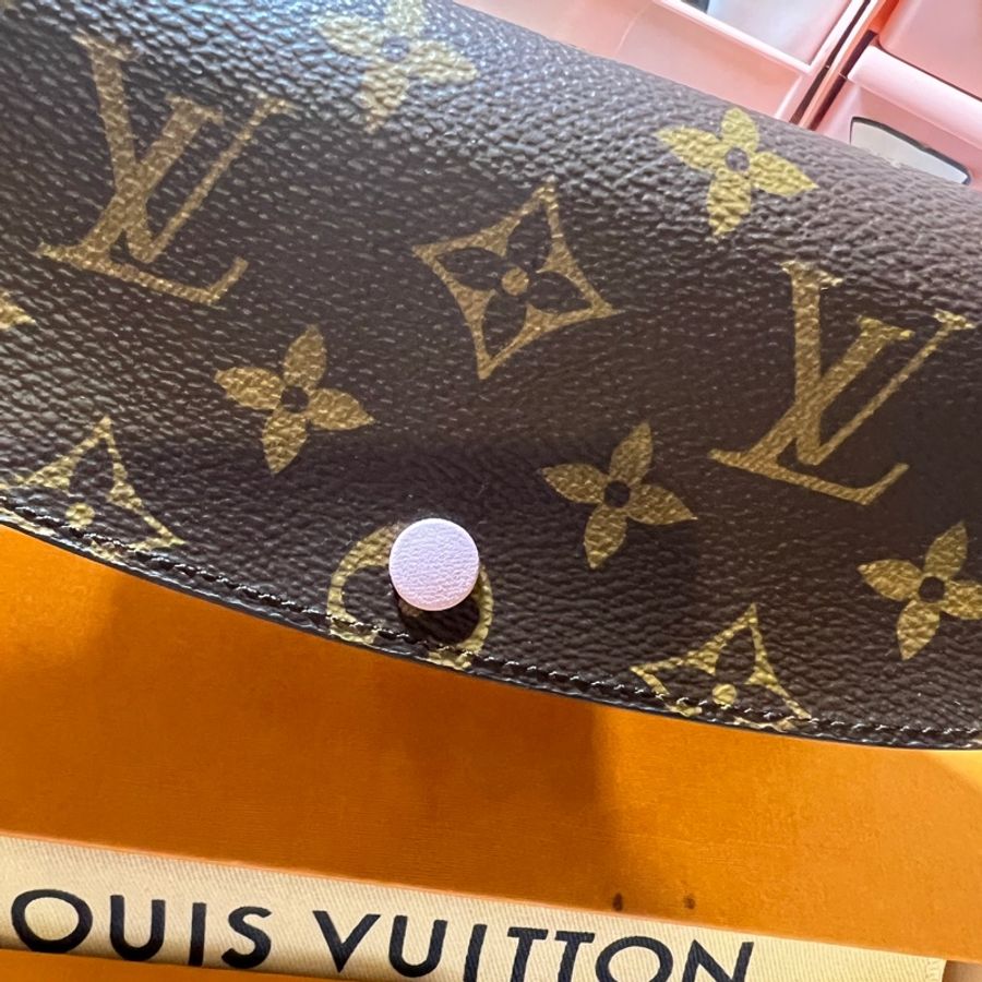 LV M61289 Emilie系列經典Monogram釦式長-2