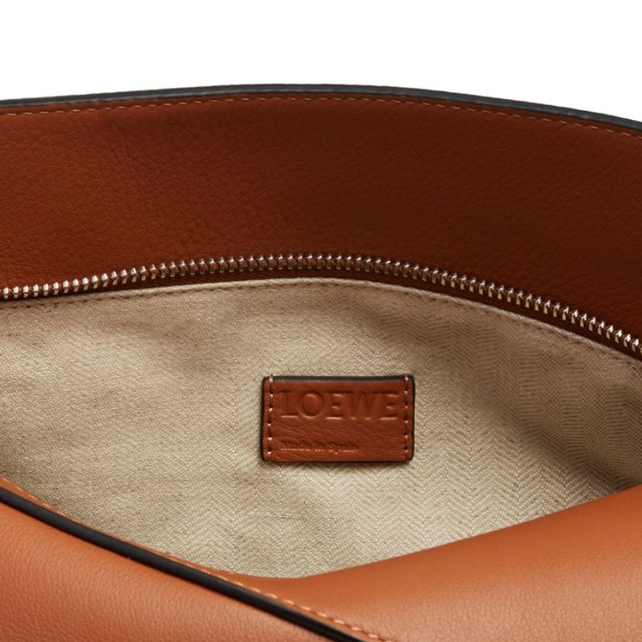 Loewe 經典小牛皮 中款 Puzzle 包 焦糖色《2024季度★全新商品 》-8