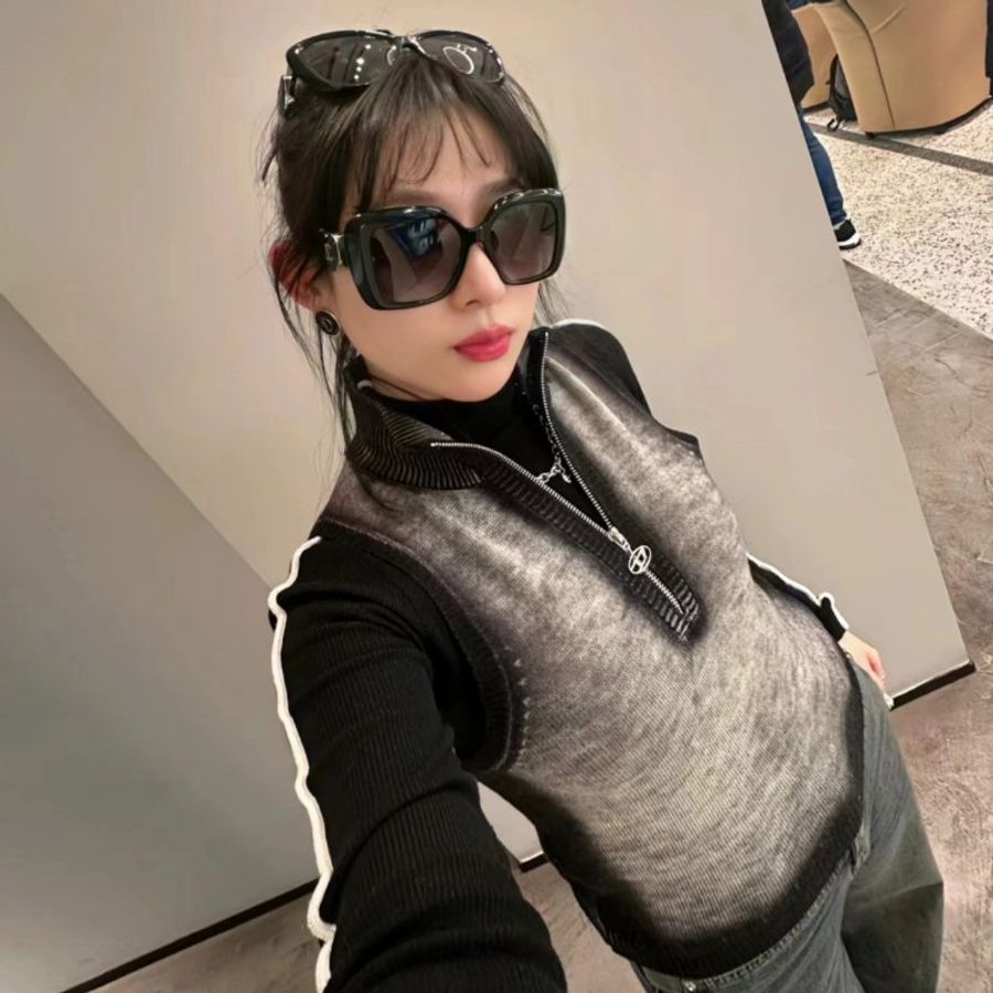 CHANEL 5518 大框墨鏡 鏡腿法琅雙C logo  打開是個小鏡子-5