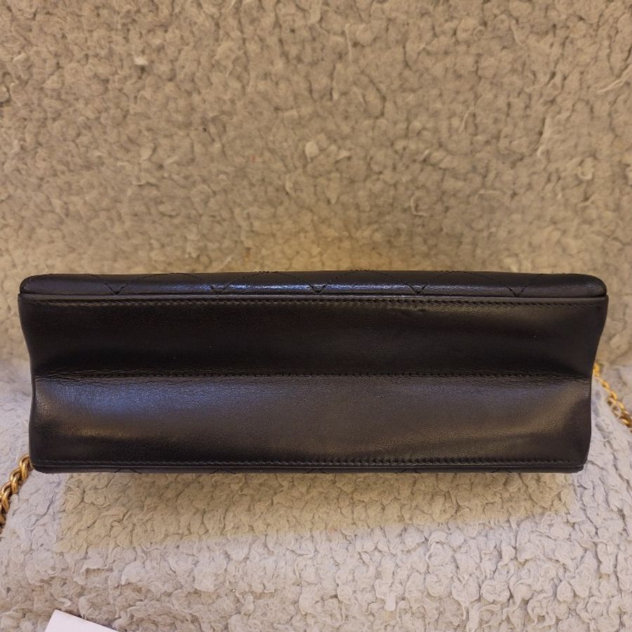Chanel 香奈兒 黑金雙面牛皮菱格手提肩背包-11
