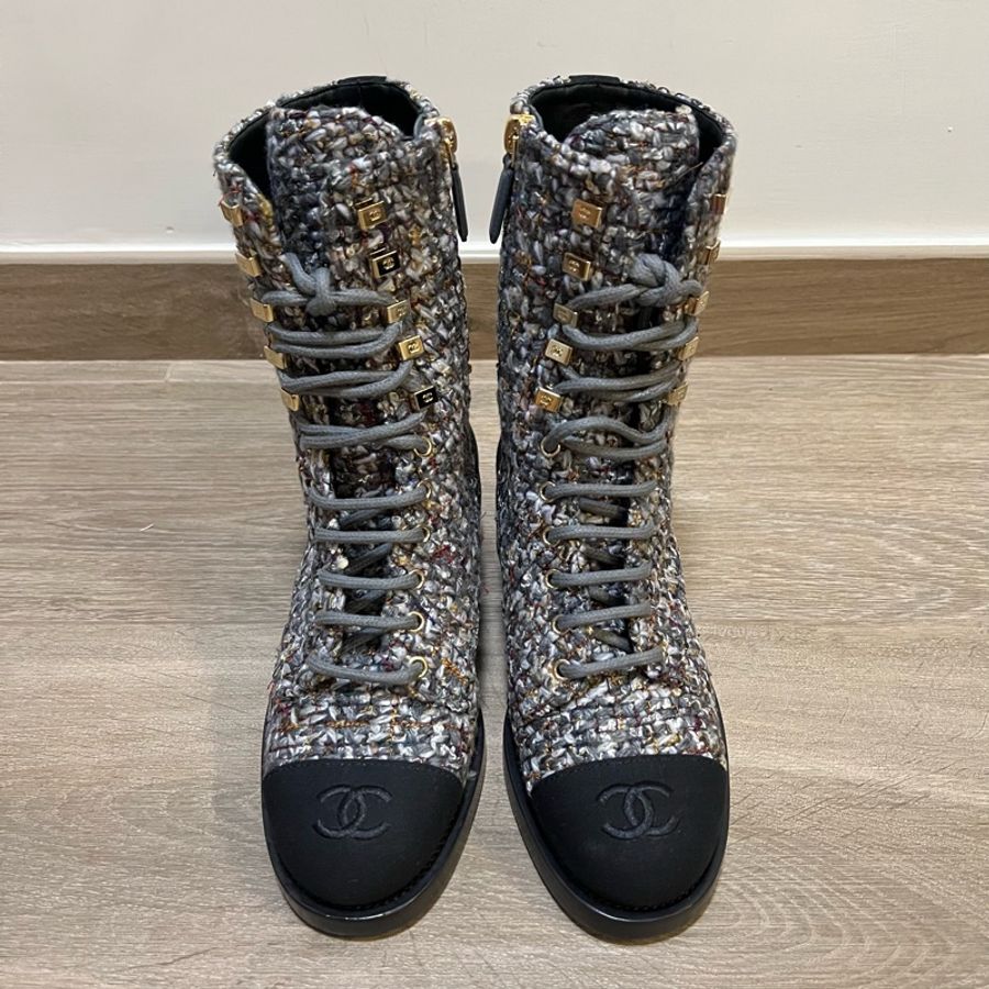 CHANEL Boots Tweed grey-5