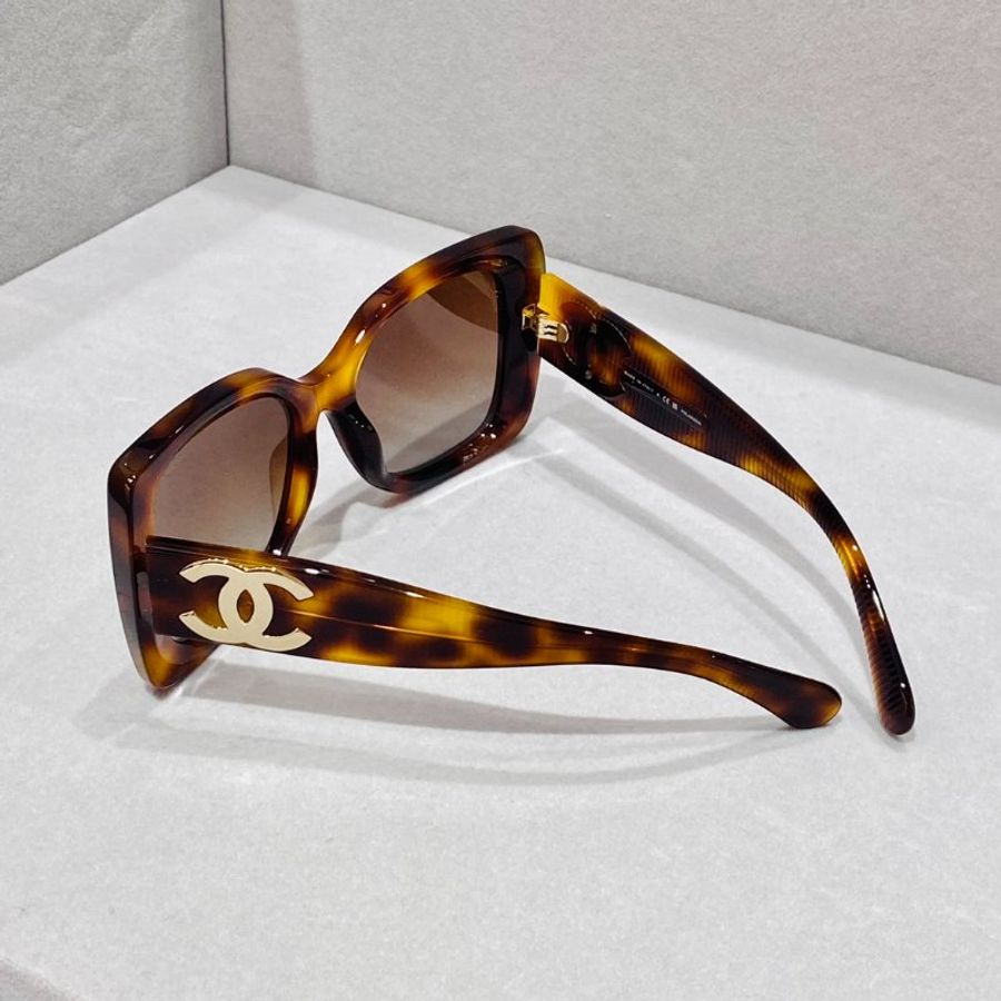 CHANEL CH5435 C622S6 經典大框漸變鏡片 玳瑁配色太陽眼鏡，很貴氣的一款，超級遮臉 全新全配-3