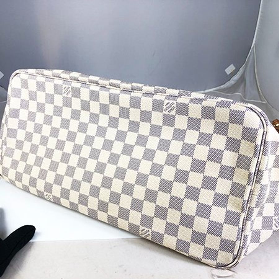 LV白色Damier棋盤格 NEVERFULL肩背包 (GM) N51108-3