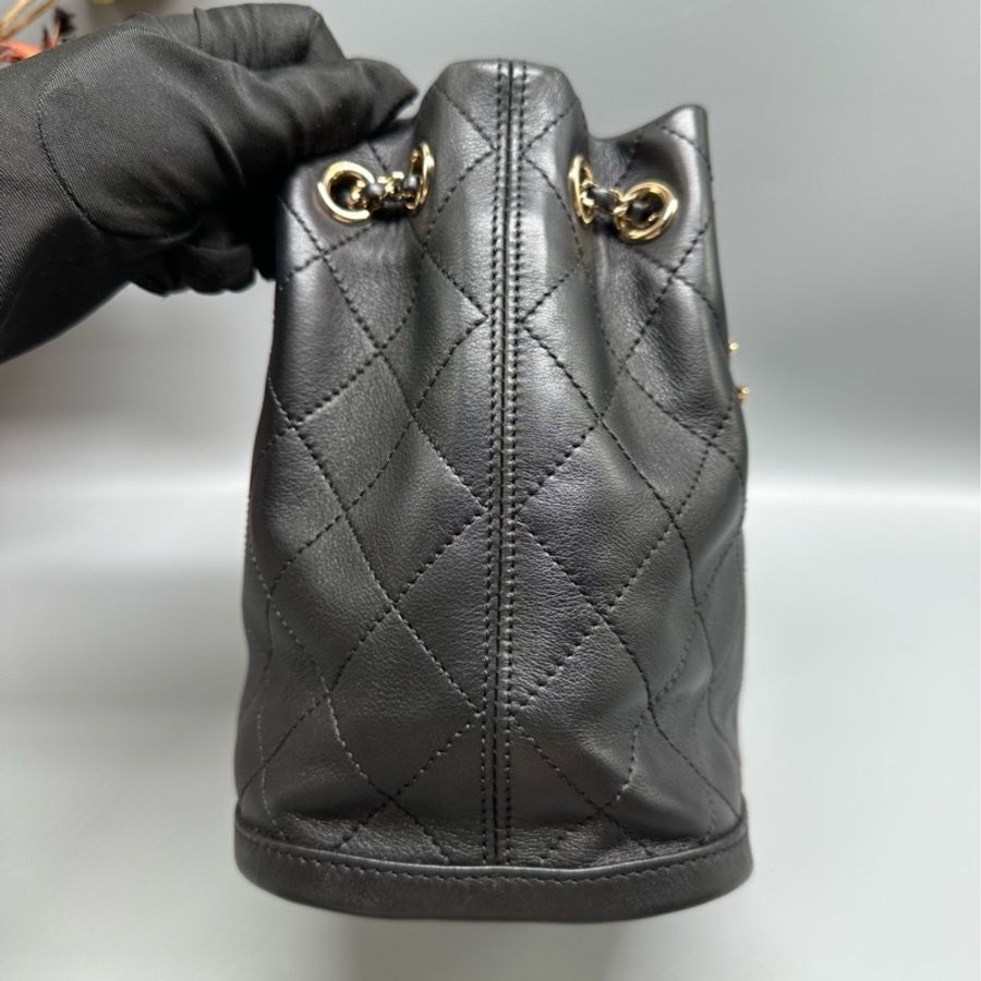 Chanel 小牛皮水桶-4