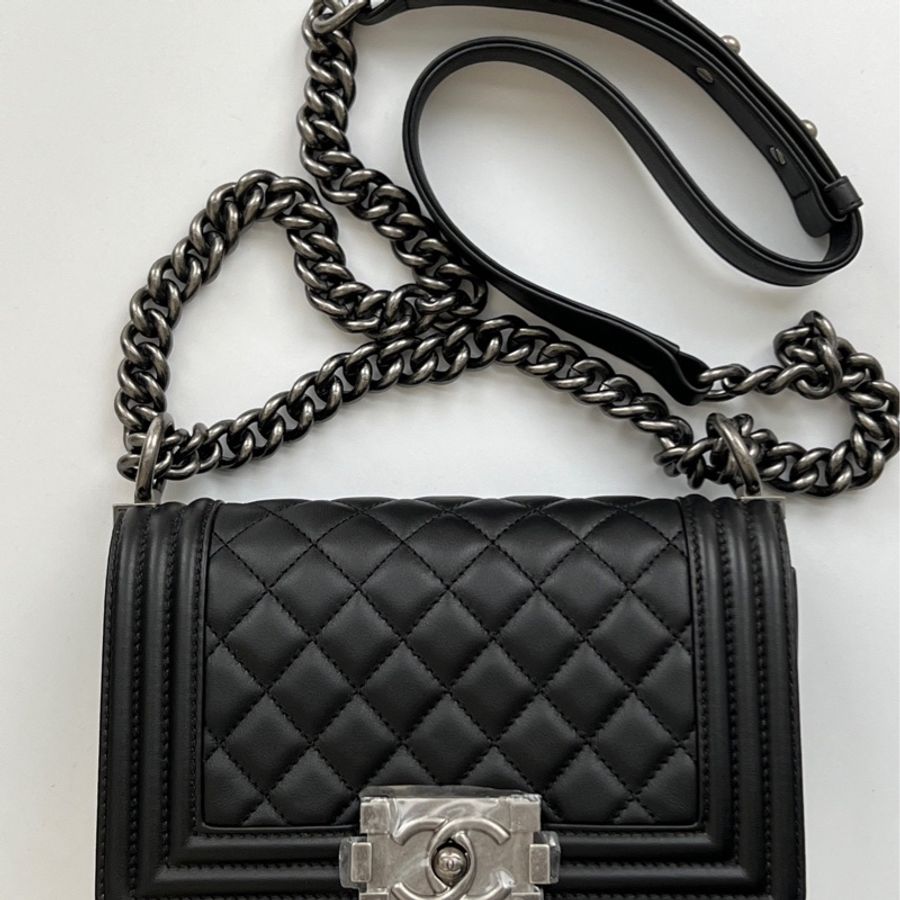Chanel boy 20 小牛皮(全新）-12