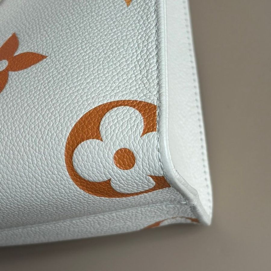 ::LOUIS VUITTON:: LV M46513 漸層ONTHEGO 小款-12