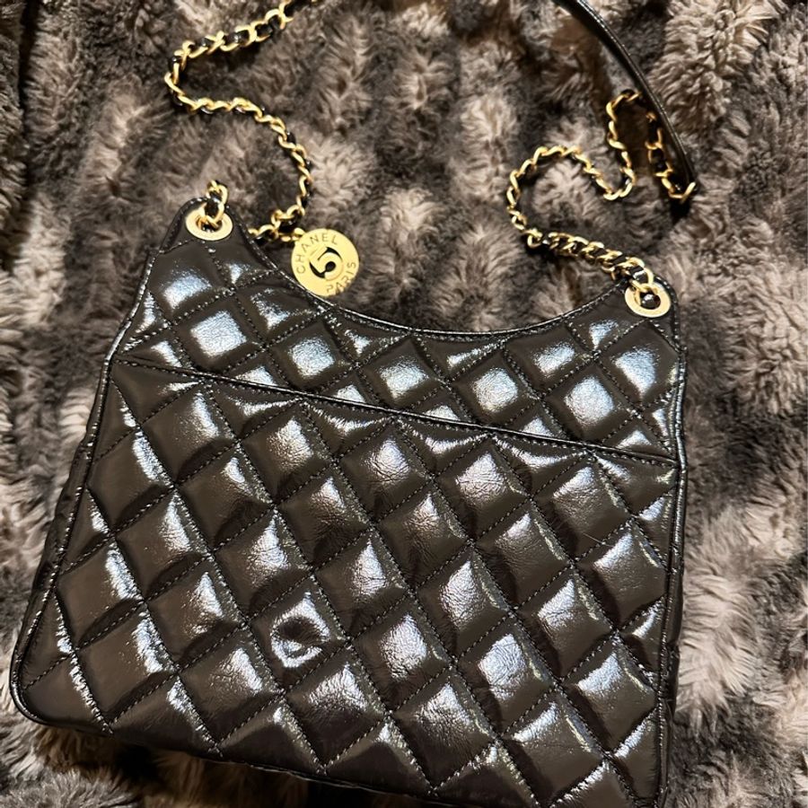 Chanel 23C AS3710 油臘皮 HOBO包 天貓包 中號-2
