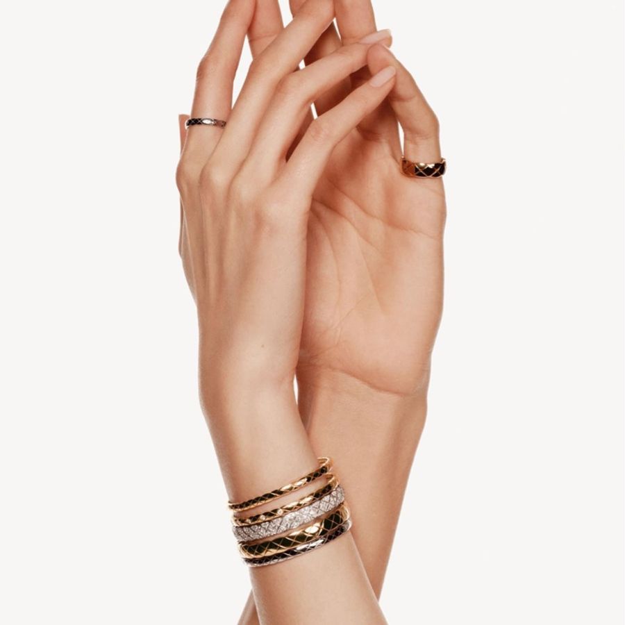 Chanel coco crush 手環 米金色 M 號-2