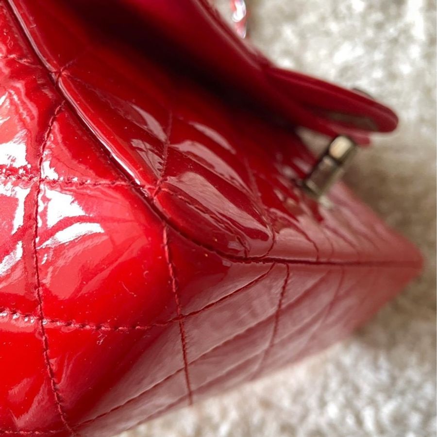 Chanel coco 20 漆皮亮紅色-11