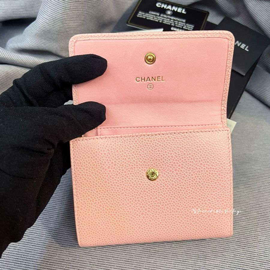 Chanel 淺粉紅色荔枝皮短銀包-25