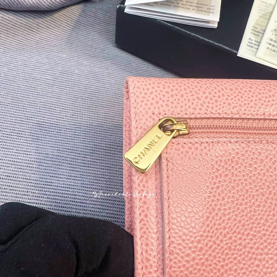 Chanel 淺粉紅色荔枝皮短銀包-30