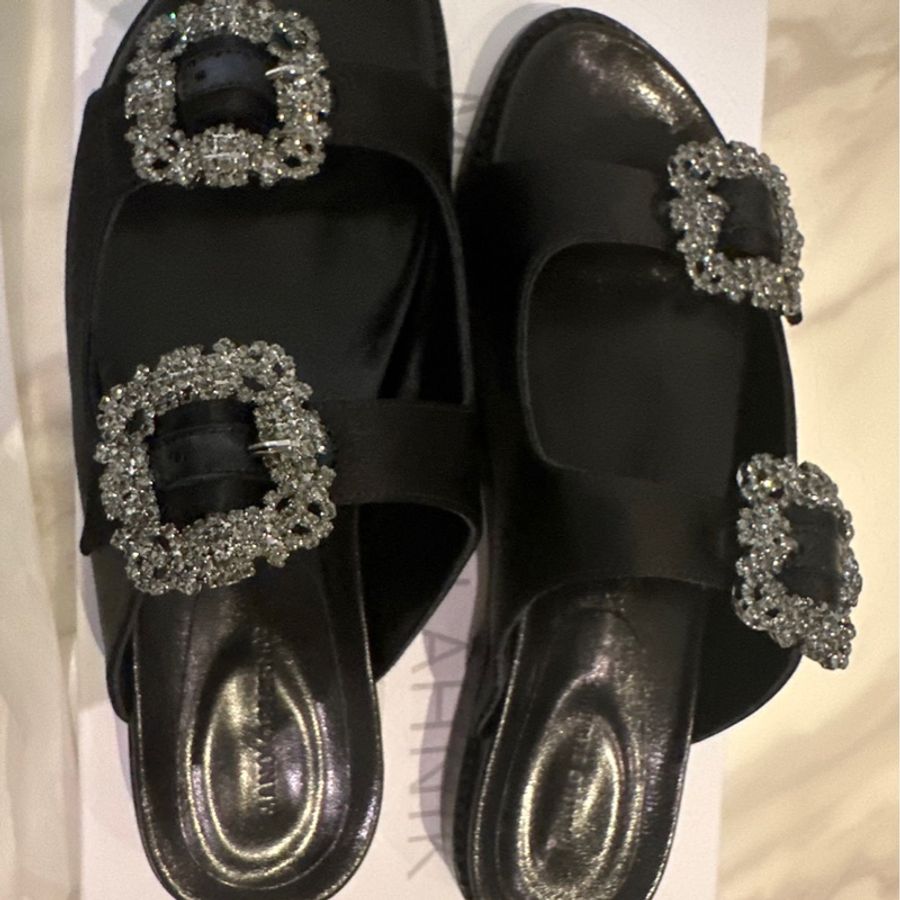 Manolo BLAHNIK女鞋全新購於櫃位有購證全配size37黑色全鑽日本限定版Manolo BLAHNIK 黑色全鑽涼鞋-15