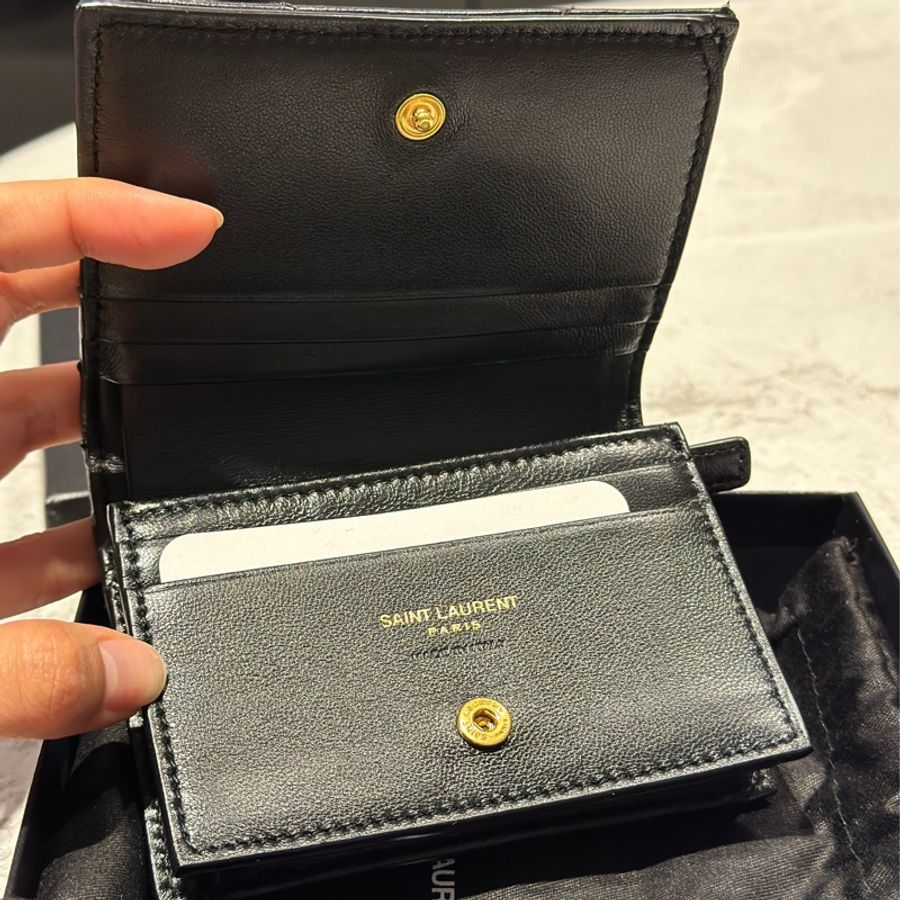 YSL CASSANDRE SAINT LAURENT MATELASSEMI#J* 皮翻蓋卡片套 小型按扣翻蓋卡片套-3