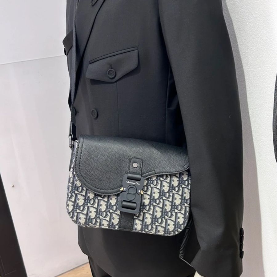 Dior經典翻蓋郵差包(台灣專櫃購入購證、發票、保卡齊全❣️)-5