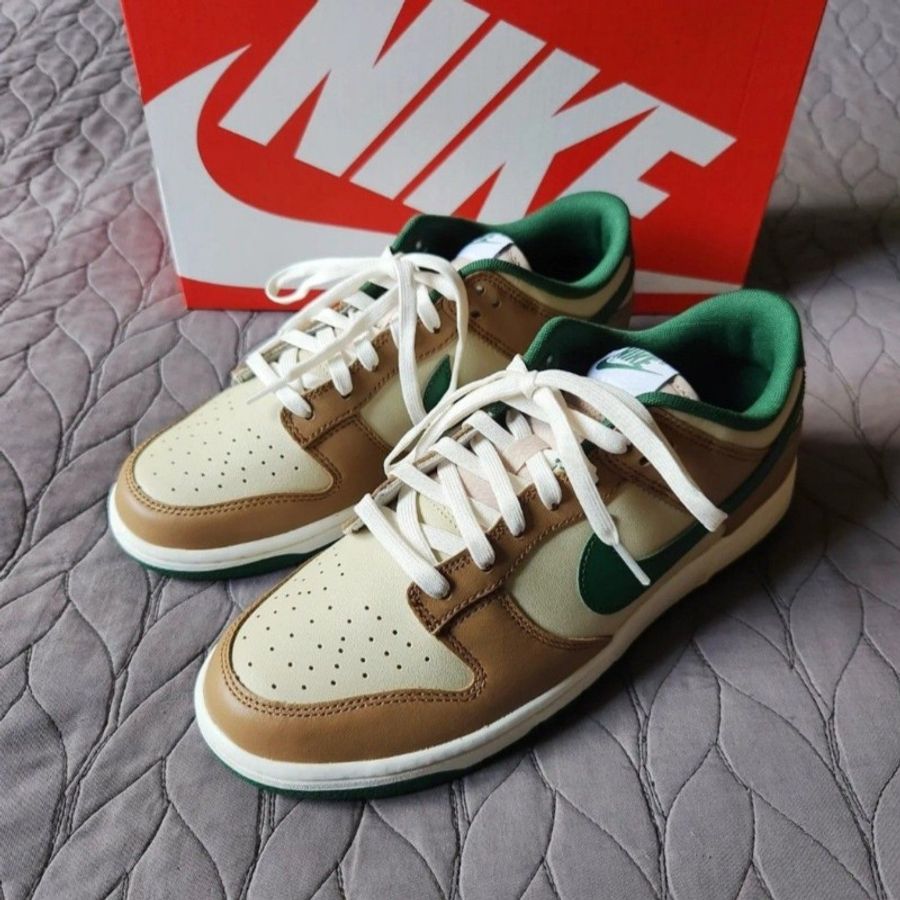 Nike Dunk Low Retro - Size US9-0