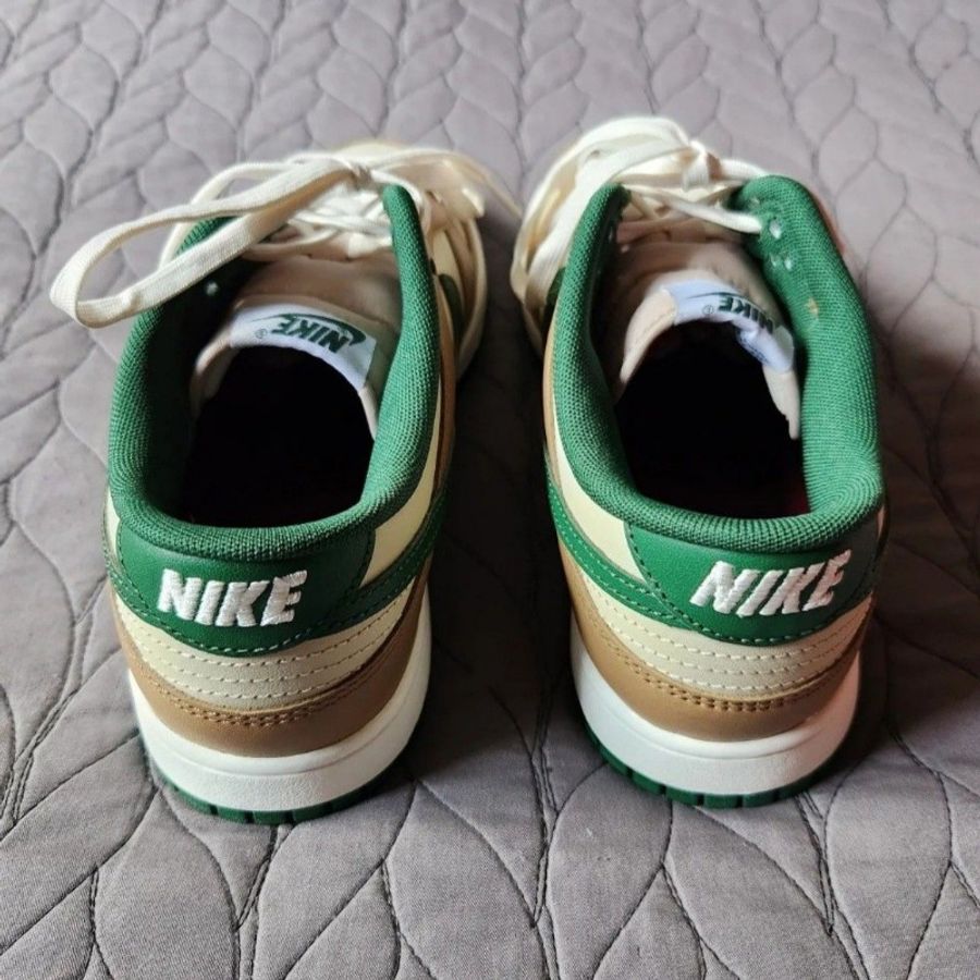 Nike Dunk Low Retro - Size US9-5