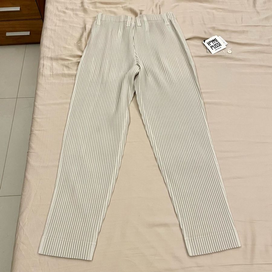 Homme Plisse 熱賣款 直筒長褲 象牙白 1號 FF307-0