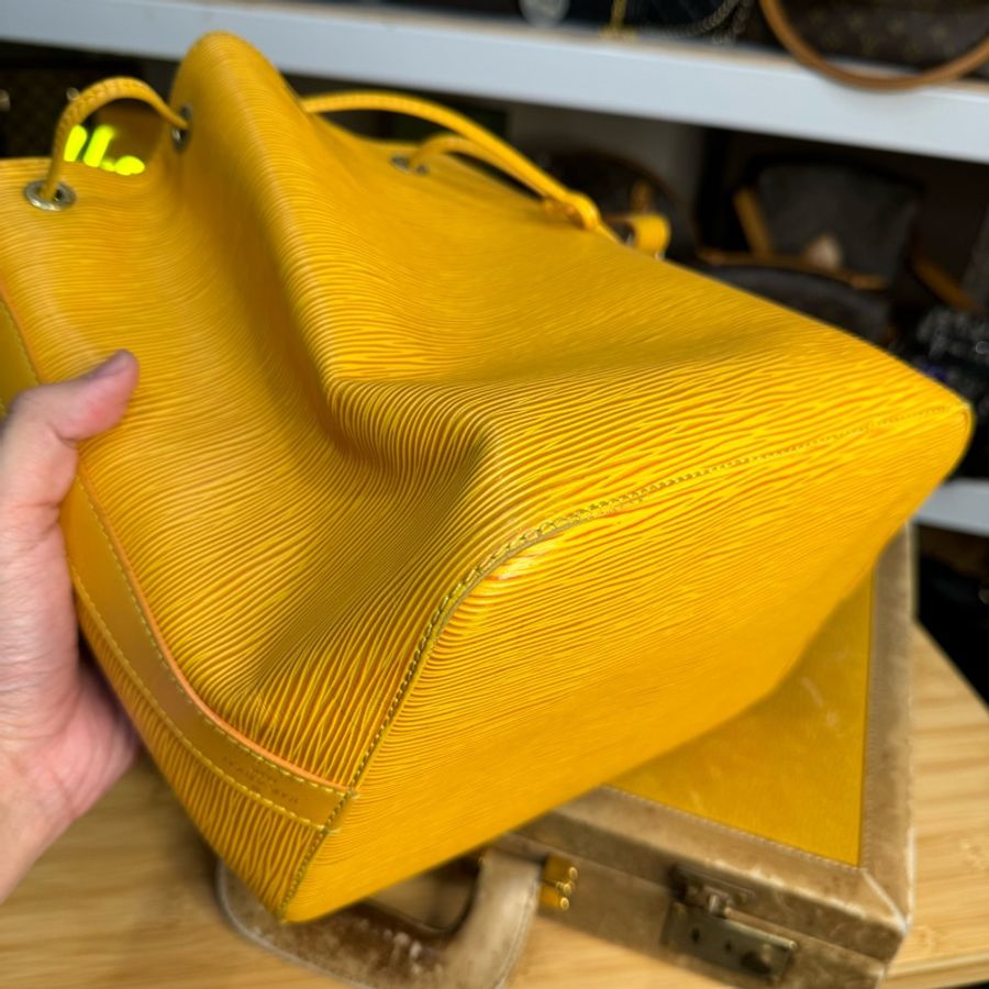 Louis Vuitton 黃色EPI中款MM水桶包💛優質便宜貨-2