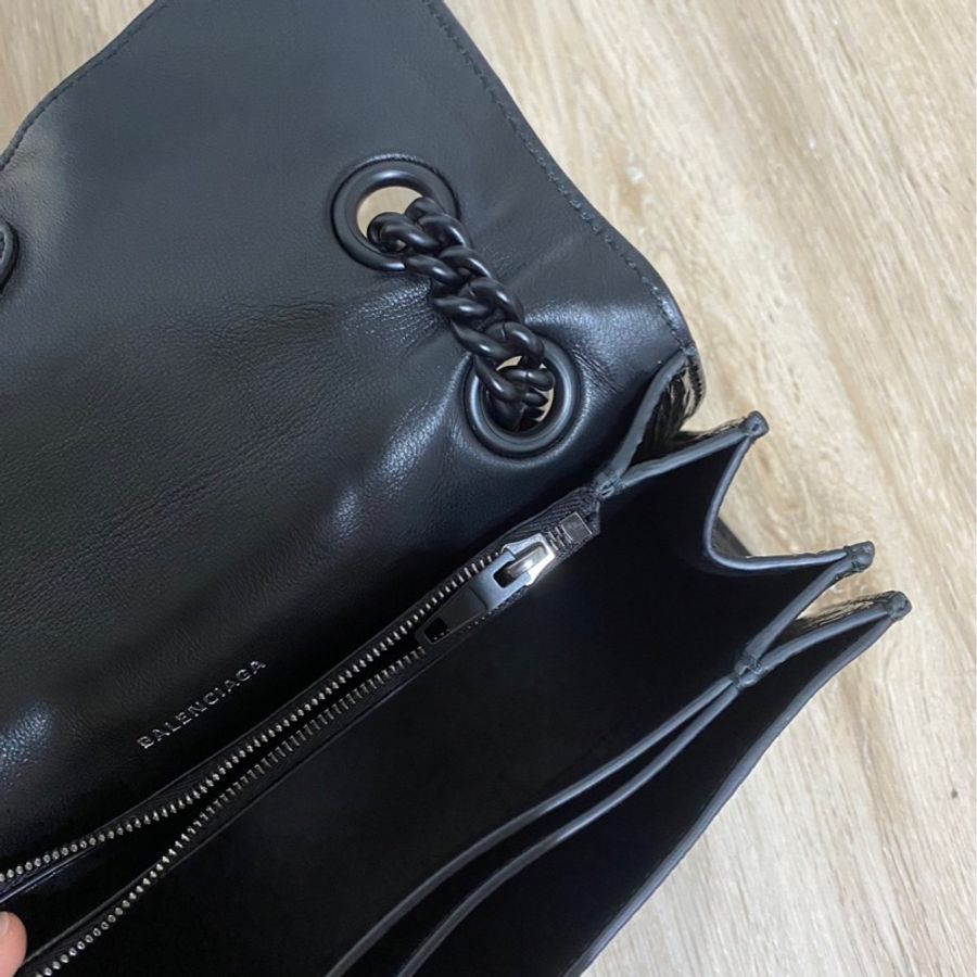 Balenciaga-13