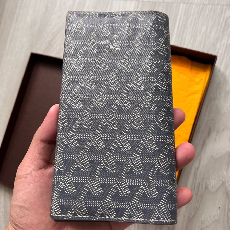 GOYARD 高雅德灰色 Logo長夾 精品長夾 錢包 品牌長夾 長夾 時尚百搭 簡約 百搭 尺寸17.7 x10cm 買了少用九成新以上 高標繞道-1