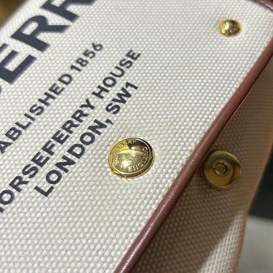 ［雙11限定價］Burberry Horseferry牛皮帆布翻蓋斜背包-18