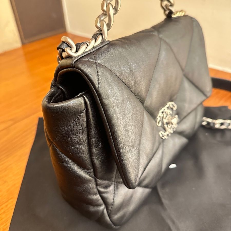 CHANEL 黑菱格19銀釦26-2