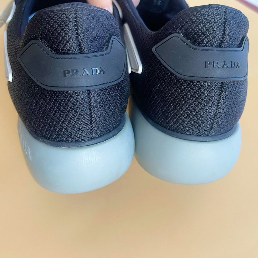 PRADA Cloudbust 黑白粉魔鬼氈厚底鞋【未使用】 #36-10