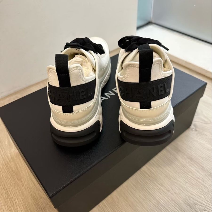 Chanel 經典運動鞋銀釦-2