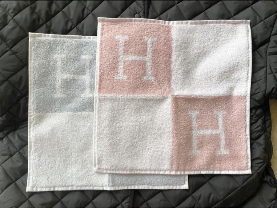 Hermès 小方巾2條 粉紅/粉藍各一-3