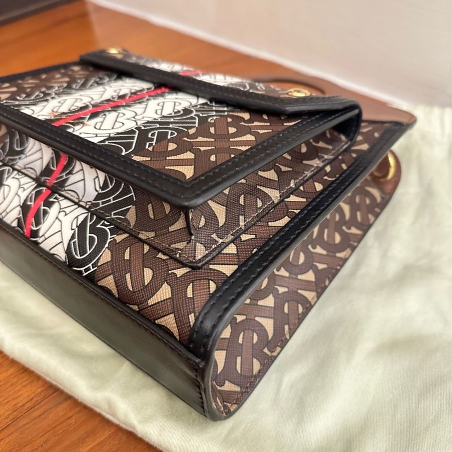 BURBERRY 咖滿版TB手提兩用包-21