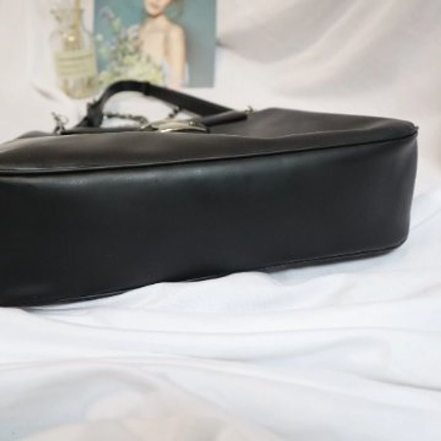🔥💖 ✨Salvatore Ferragamo 經典款黑色銀扣單肩包 Ferragamo 手袋-4