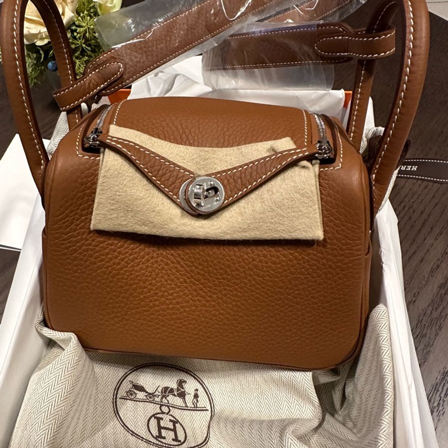 愛馬仕Hermes 全新mini Lindy W刻印 2024/7/13台灣專櫃購入-0