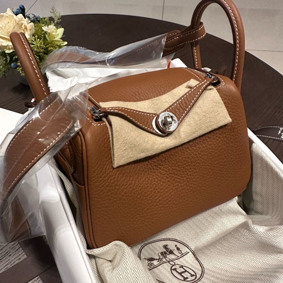 愛馬仕Hermes 全新mini Lindy W刻印 2024/7/13台灣專櫃購入-2
