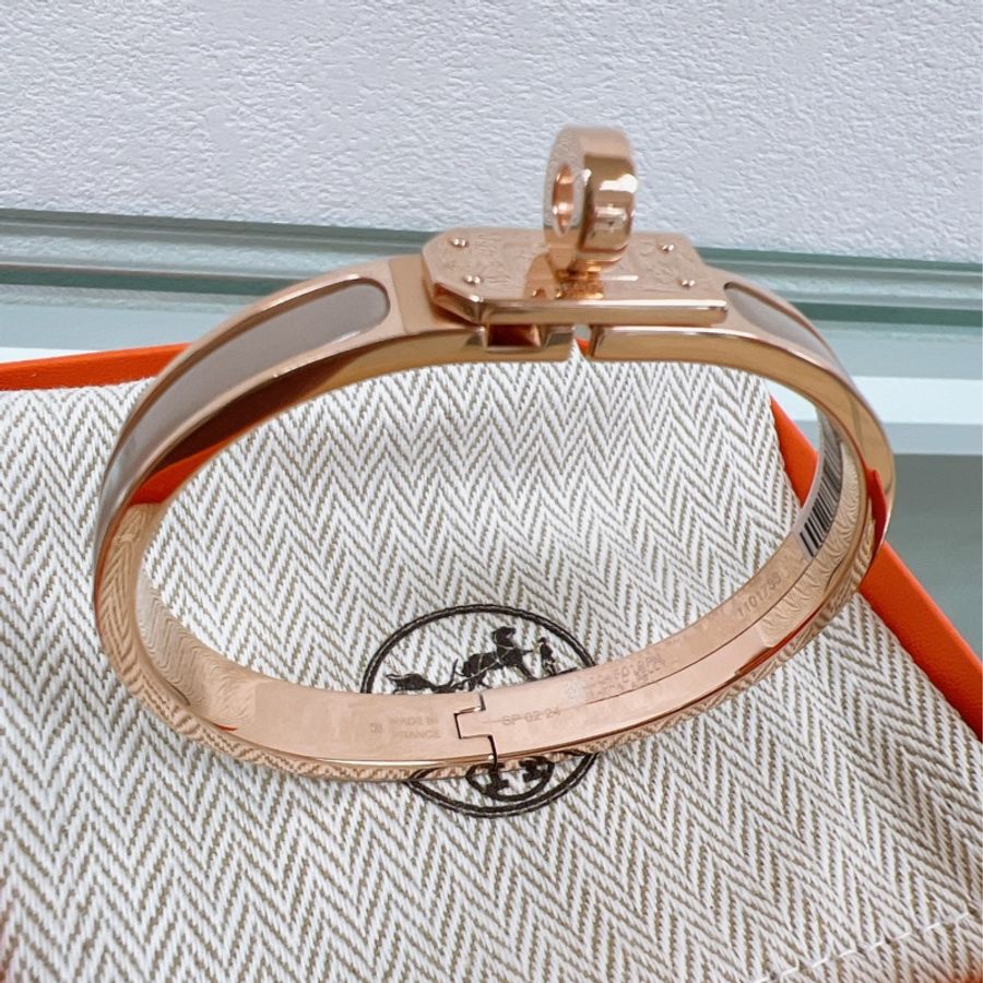 全新✨24年新款 Hermes mini clic kelly bracelet 奶茶色/黑色手環 手鐲-2