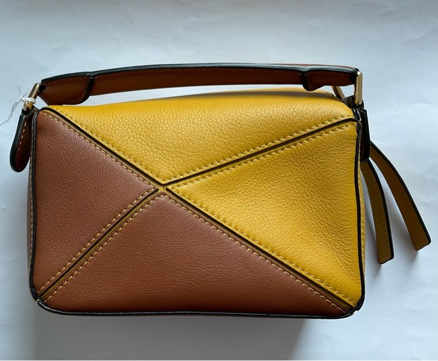 全新Loewe Mini Puzzle 三拼色迷你包-1